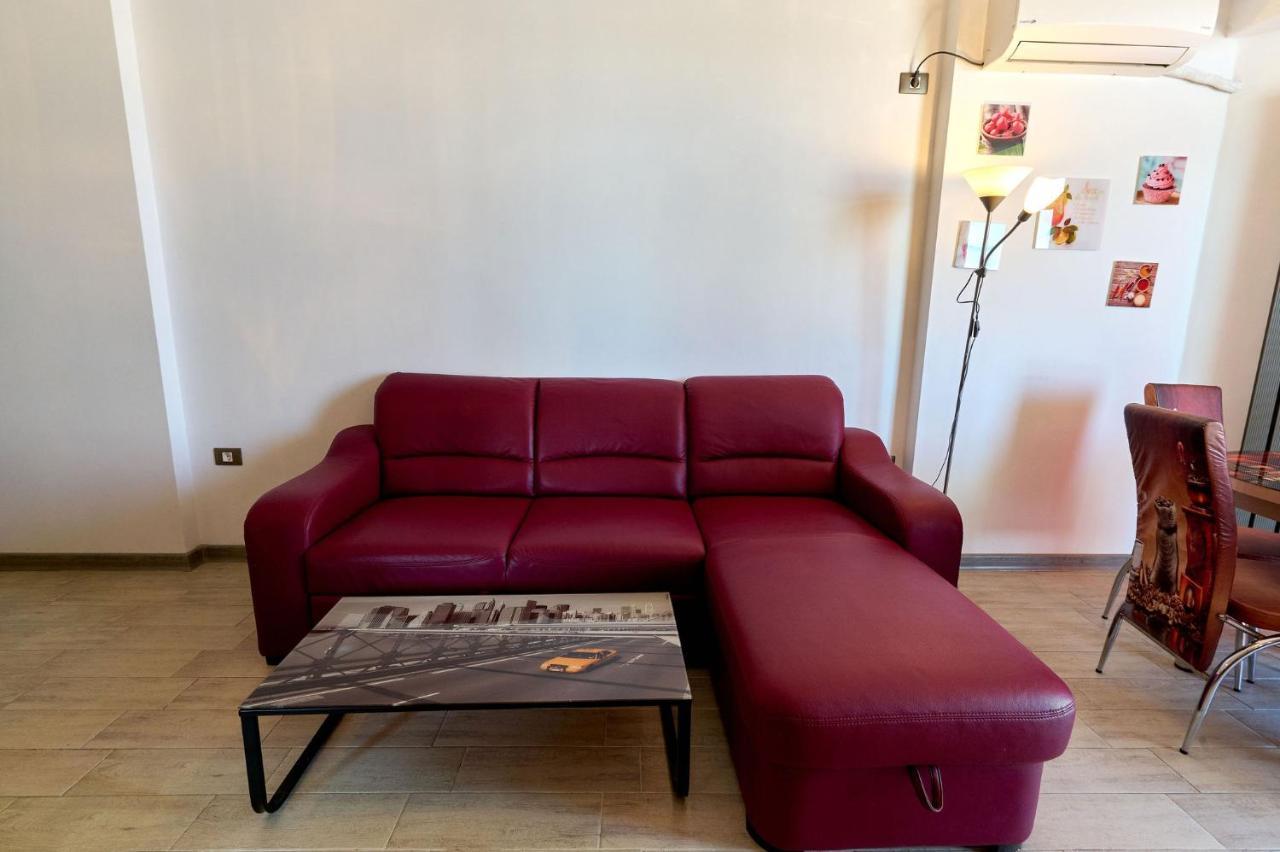 Glamour Red Apartment 22 In Spa Pool Resort 马马亚 外观 照片