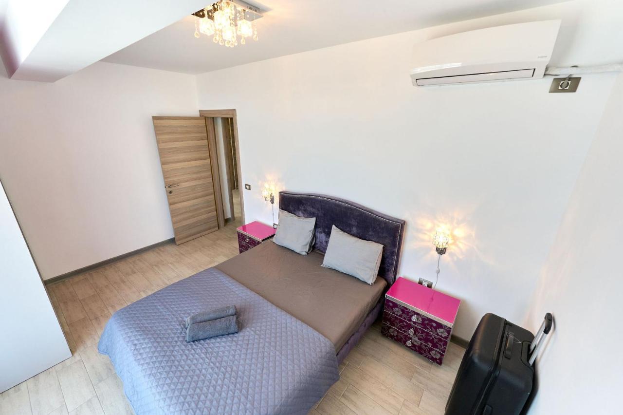 Glamour Red Apartment 22 In Spa Pool Resort 马马亚 外观 照片